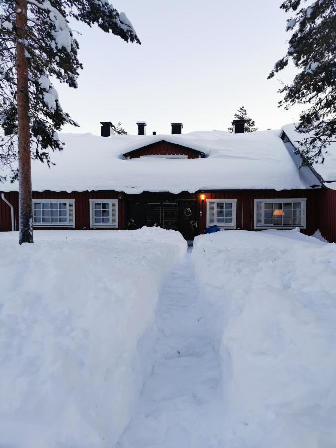 Winter Nest - A Cozy Accommodation In The Heart Of Saariselkae Buitenkant foto